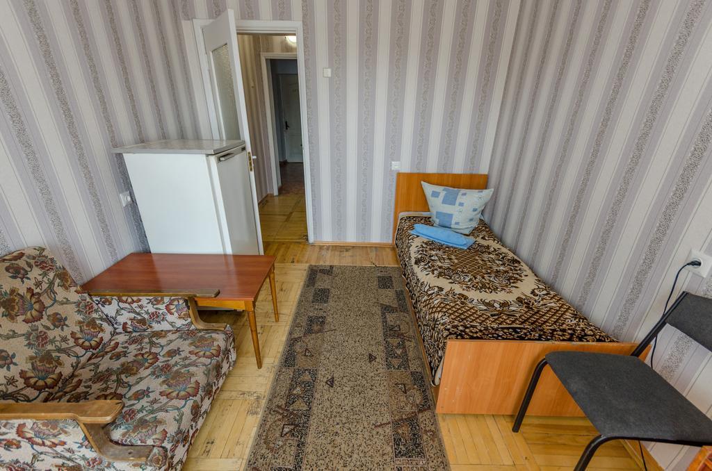 Saturn Hotel Київ Екстер'єр фото